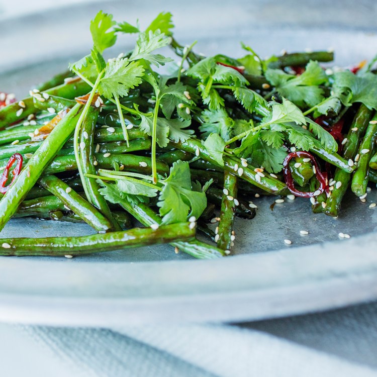 Stekte grønne bønner med hvitløk, chili og oyster sauce