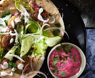 Falafel med rødbet-tzatziki