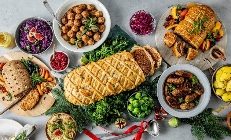 VegMe nøttestek, vegisterkaker og juleskinke.