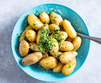 Kokte små mandelpoteter