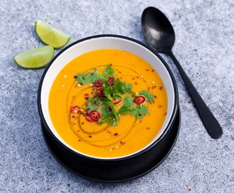 Spicy gulrotsuppe med ingefær